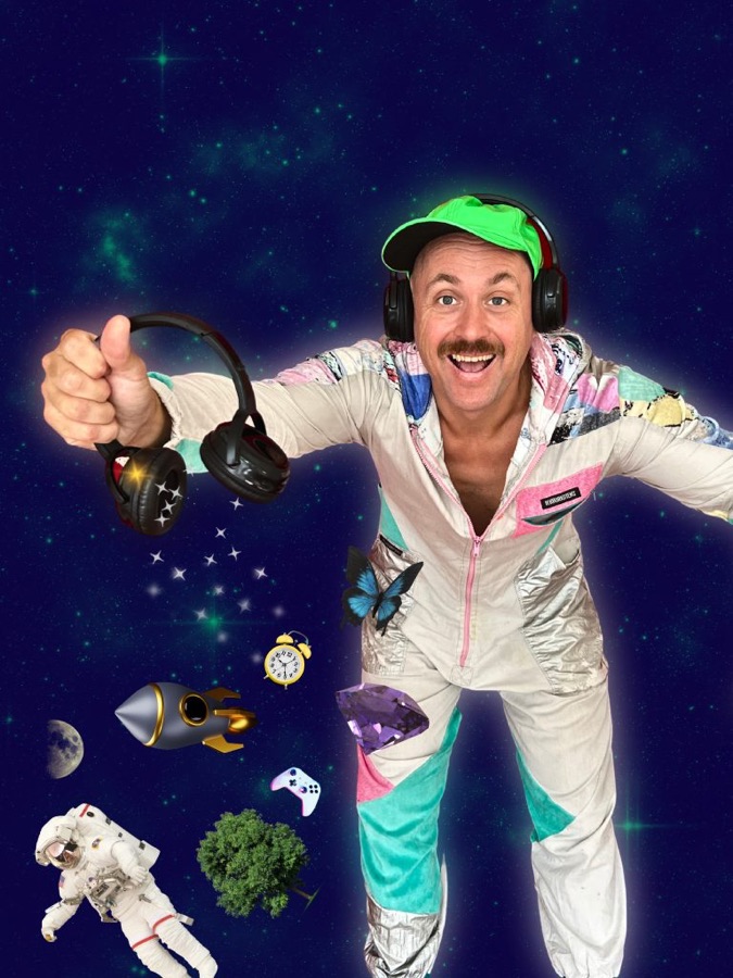 Superheld — A.vontura Silent Disco Theater